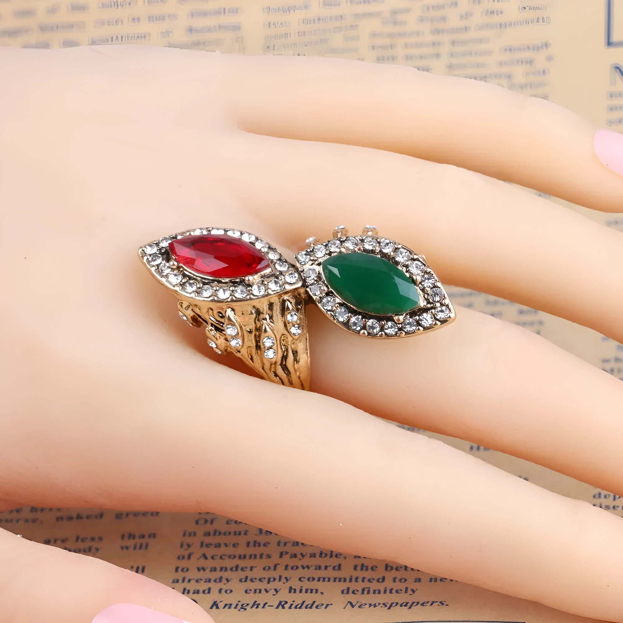 Bohemian retro gold-plated ladies ring with ruby and emerald artificial gemstone, geometric alloy band, sized No 7-10