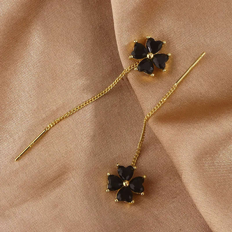Copper clover leaf hanging earrings for women, A203 style, leaf shape on white background