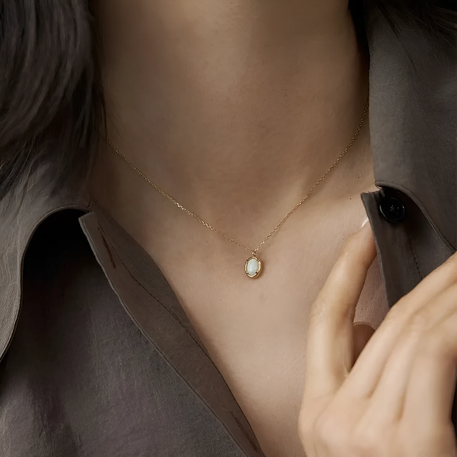 S925 sterling silver pendant necklace with geometric oval jelly opal design and 14K gold plating