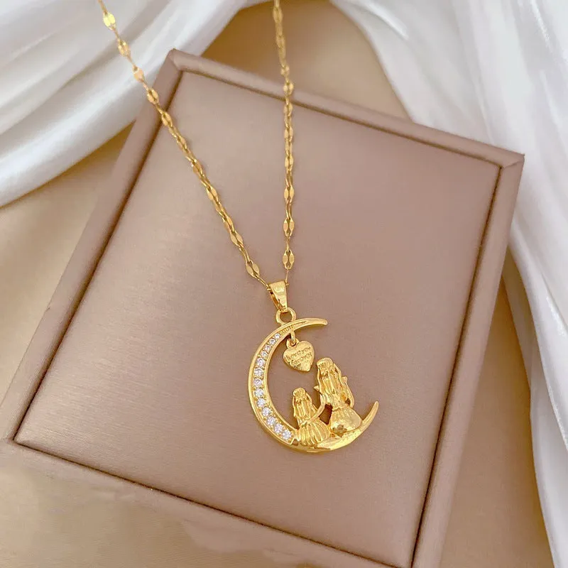 Gold 18K plated heart shape full diamond necklace with moon motif on twisted copper chain