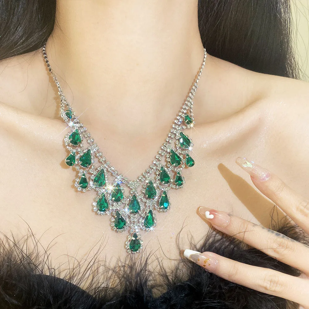 Retro rhinestone drop tassel pendant necklace on alloy claw-clavicle chain, emerald green, adjustable 51-80cm