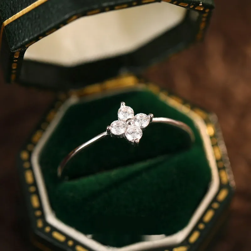 Gold plated diamond four-leaf clover ring for women, silver base, closed mouth setting, white gold colour
