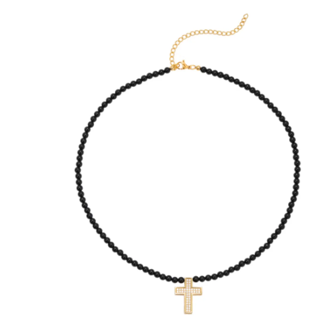 Men's retro hip-hop beaded necklace with black agate and pearl beads, metal lock pendant, on a white background