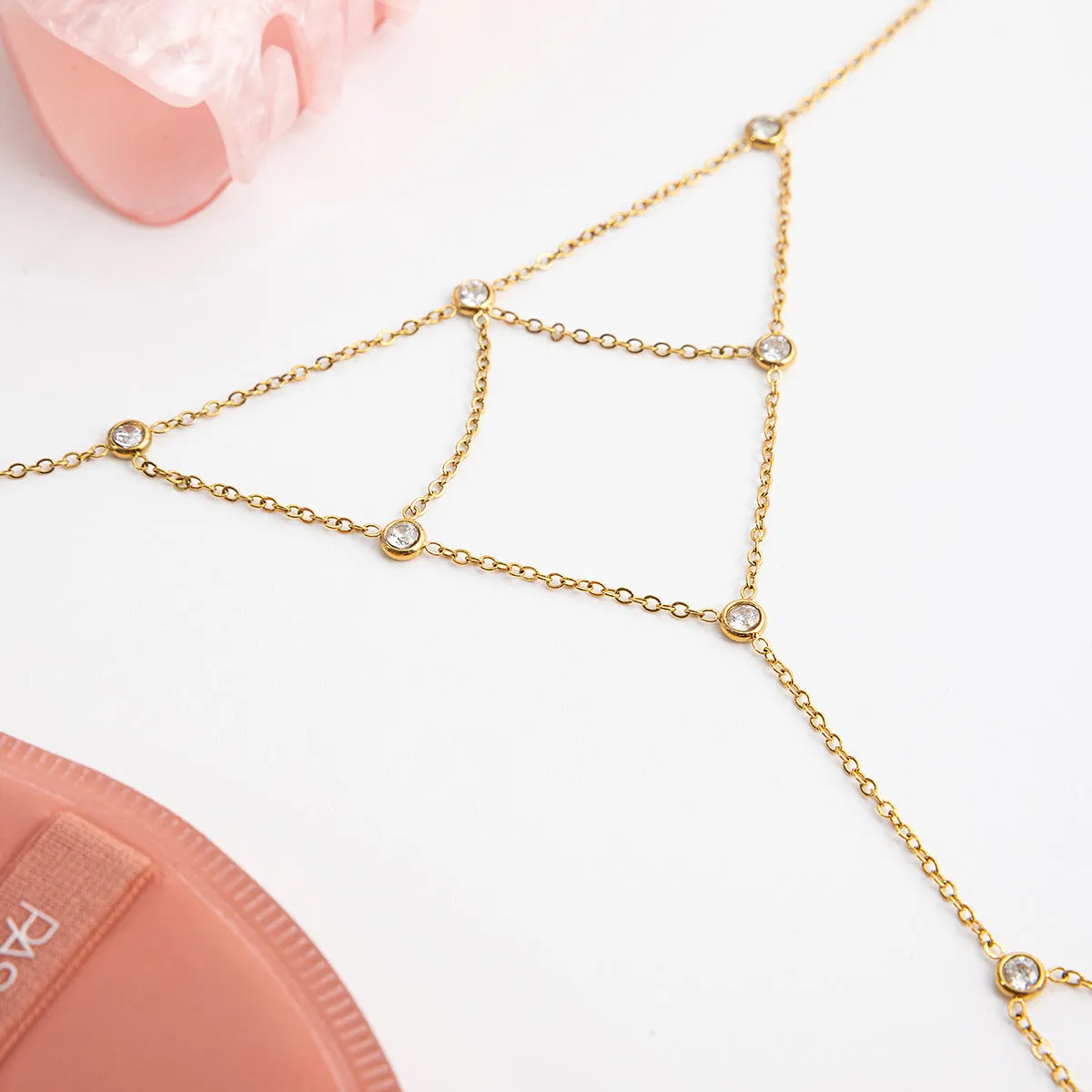 Zircon mitten-type bracelet with tassel, light luxury, stainless steel, round geometry for women.