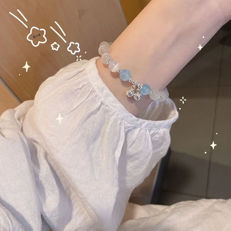 Chinese style bamboo leaf glass bracelet for women with manual craftsmanship.