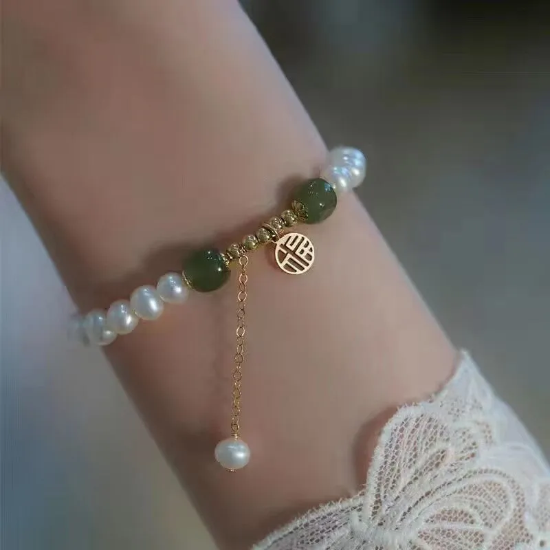 Chinese style bamboo leaf glass bracelet for women with manual craftsmanship.