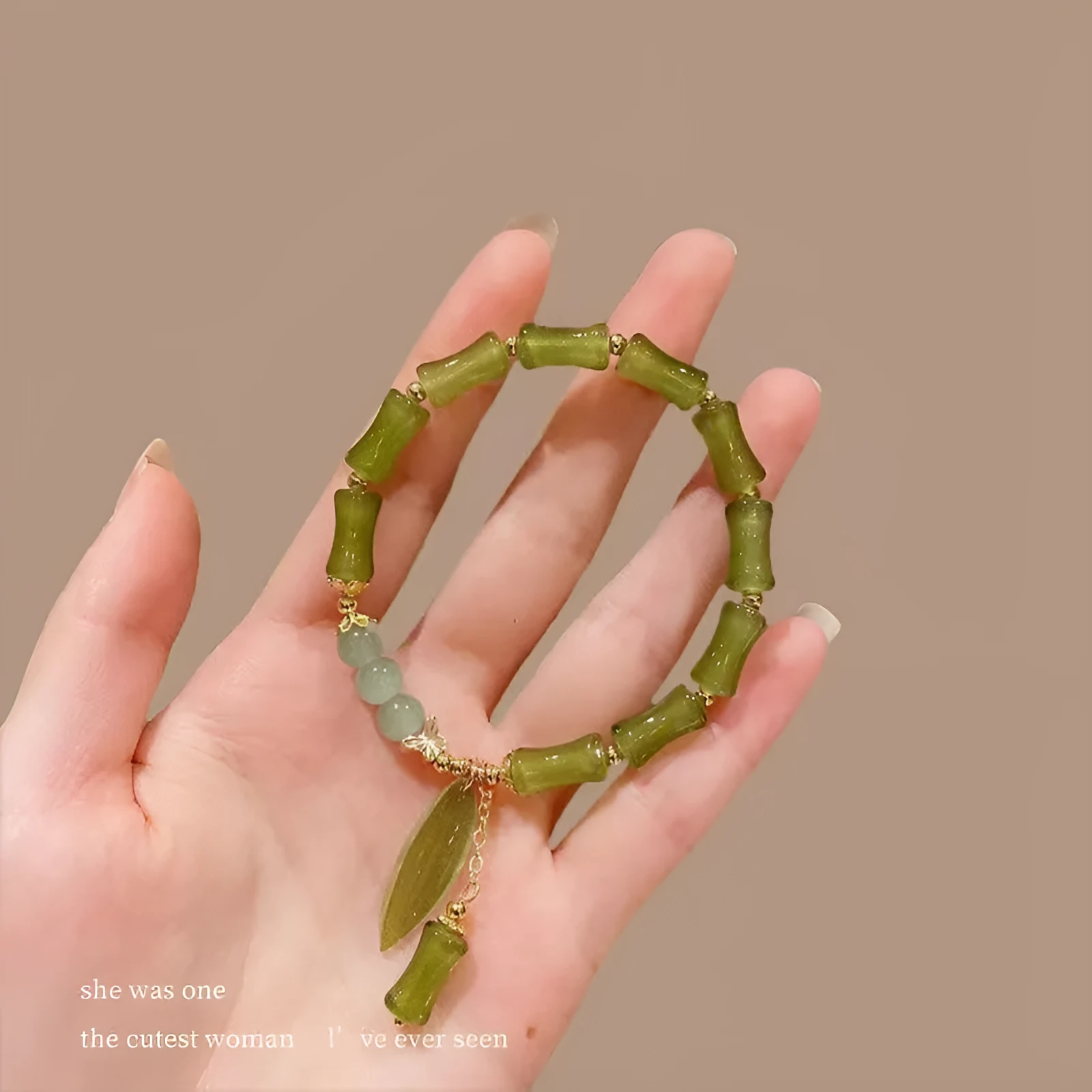 Chinese style bamboo leaf glass bracelet for women with manual craftsmanship.