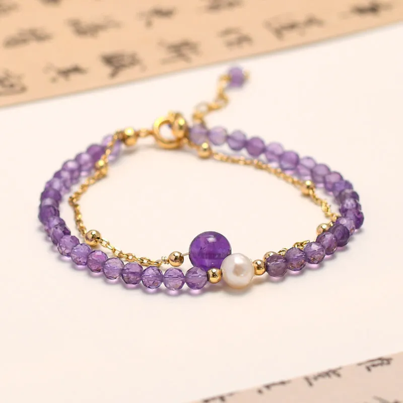 Amethyst-coloured Chinese-style women's crystal bracelet with electroplated finish and diamond shape.