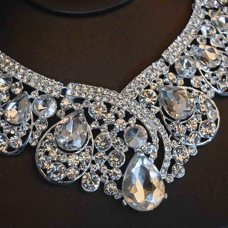 Bridal floral zinc alloy three-piece set with necklace, earrings, and headdress in Korean style