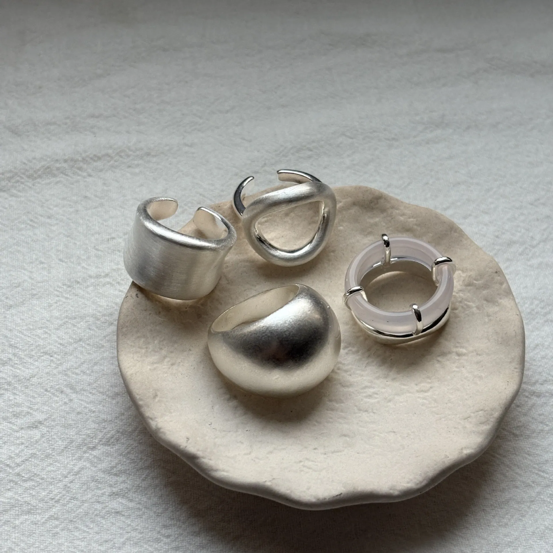 Brass chalcedony double-layer ring for women, geometric round shape, polished copper finish, ins style