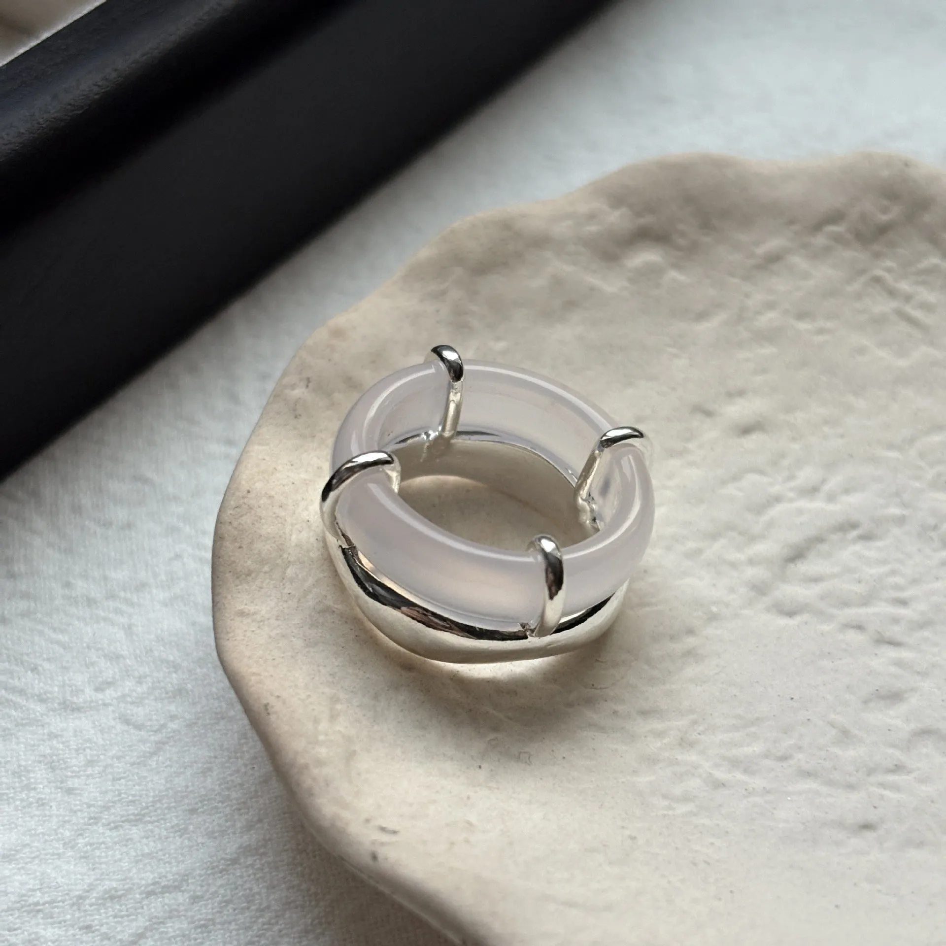 Brass chalcedony double-layer ring for women, geometric round shape, polished copper finish, ins style
