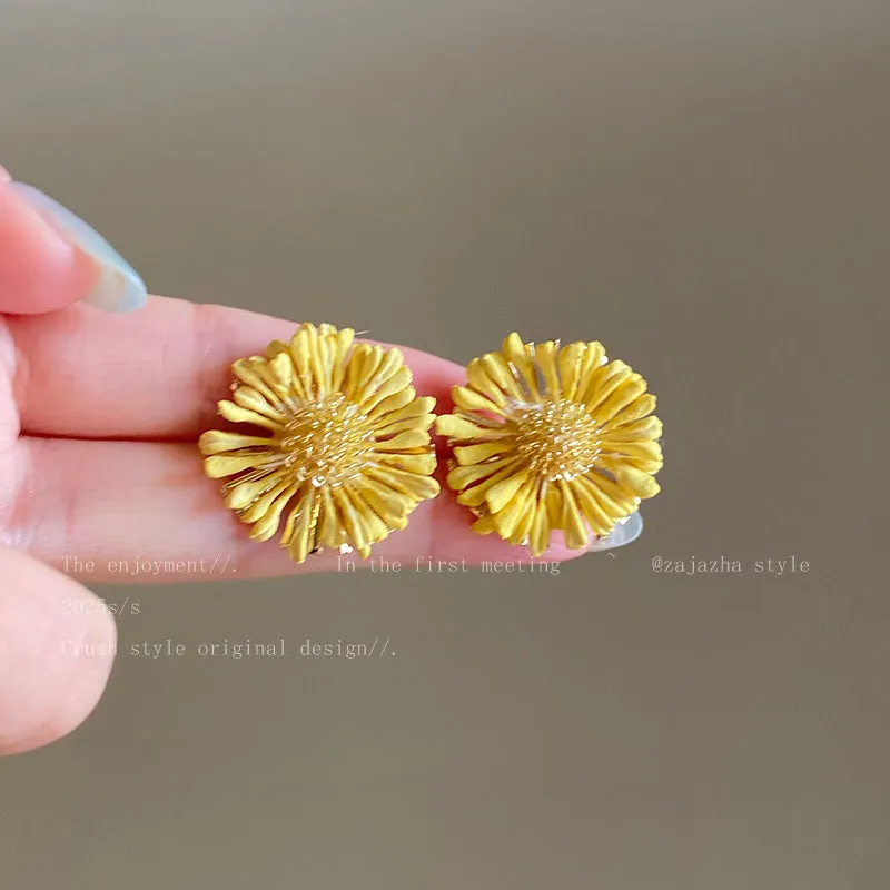 Exaggerated geometric ellipse electroplated mixed material earrings in seaside vacation style, unisex