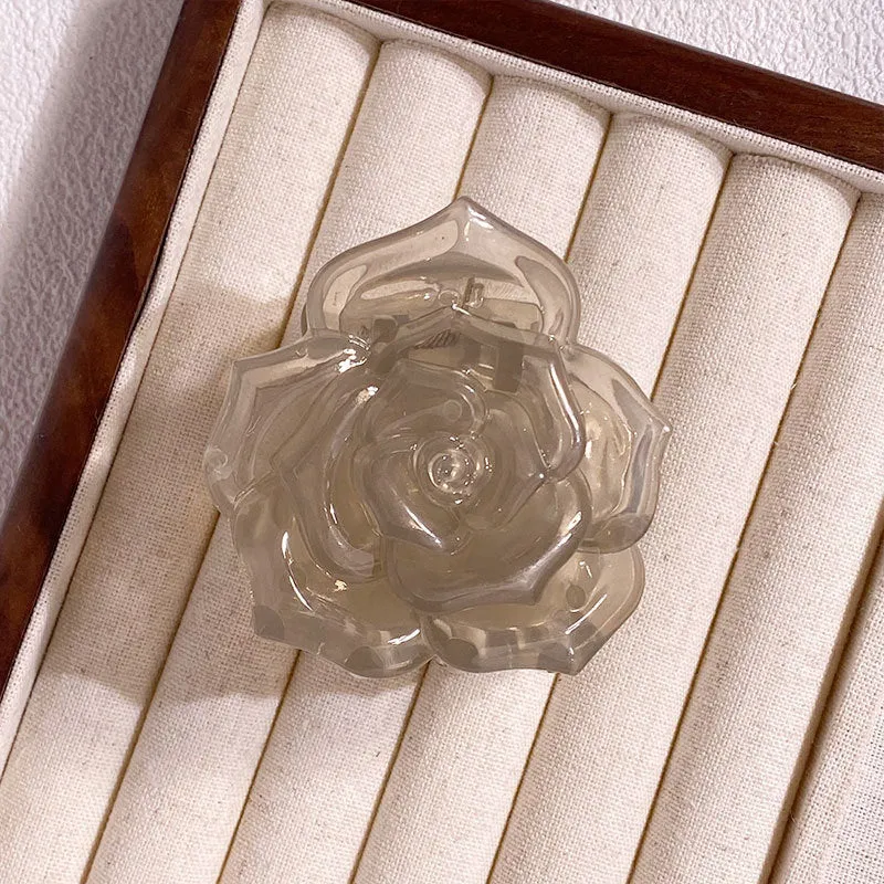 Retro three-dimensional rose grip camellia back head half tie hairpin for women in 6cm size