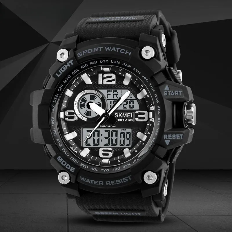 Sports waterproof electronic watch for men in black with silicone strap and plastic case