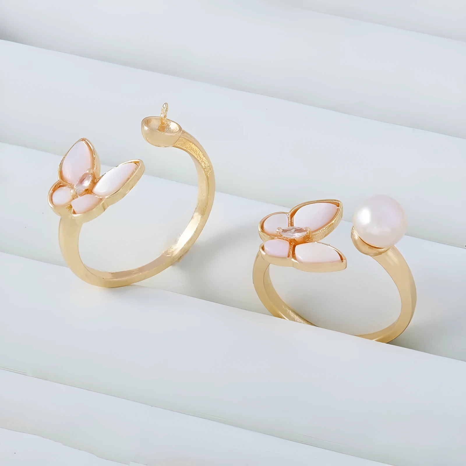 14K gold-plated C-type ring with white shell butterfly pearl and clear zircon stones on adjustable open band