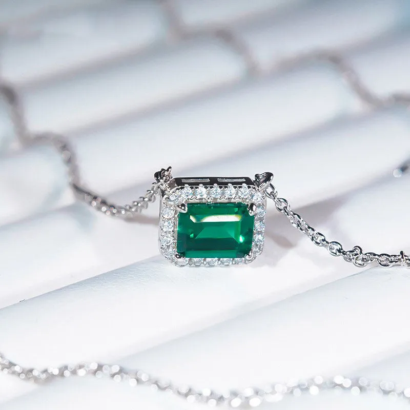 925 sterling silver necklace with green quadrilateral pendant, cross chain style, platinum electroplated finish