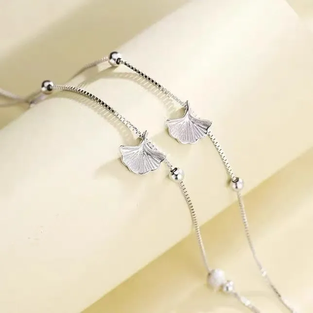 Silver plated ginkgo leaf anklet for women, simple flower shape on white copper base