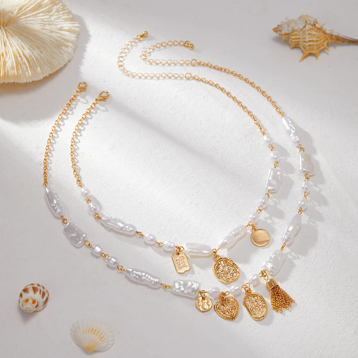 French pearl light luxury clavicle ocean necklace for women, shell element geometric shape, gold colour, adjustable chain 41-50cm