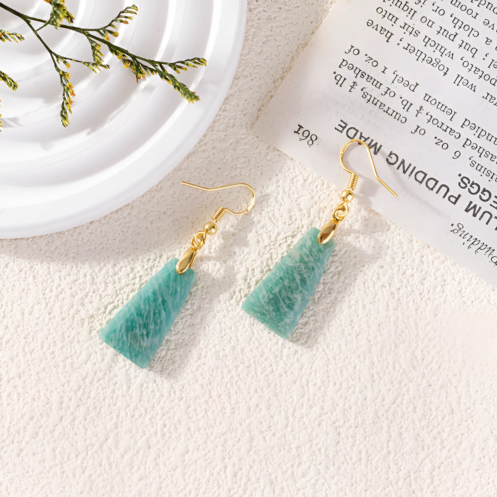 Amazonite rough stone trapezoid earrings with geometric design in gold and silver colours