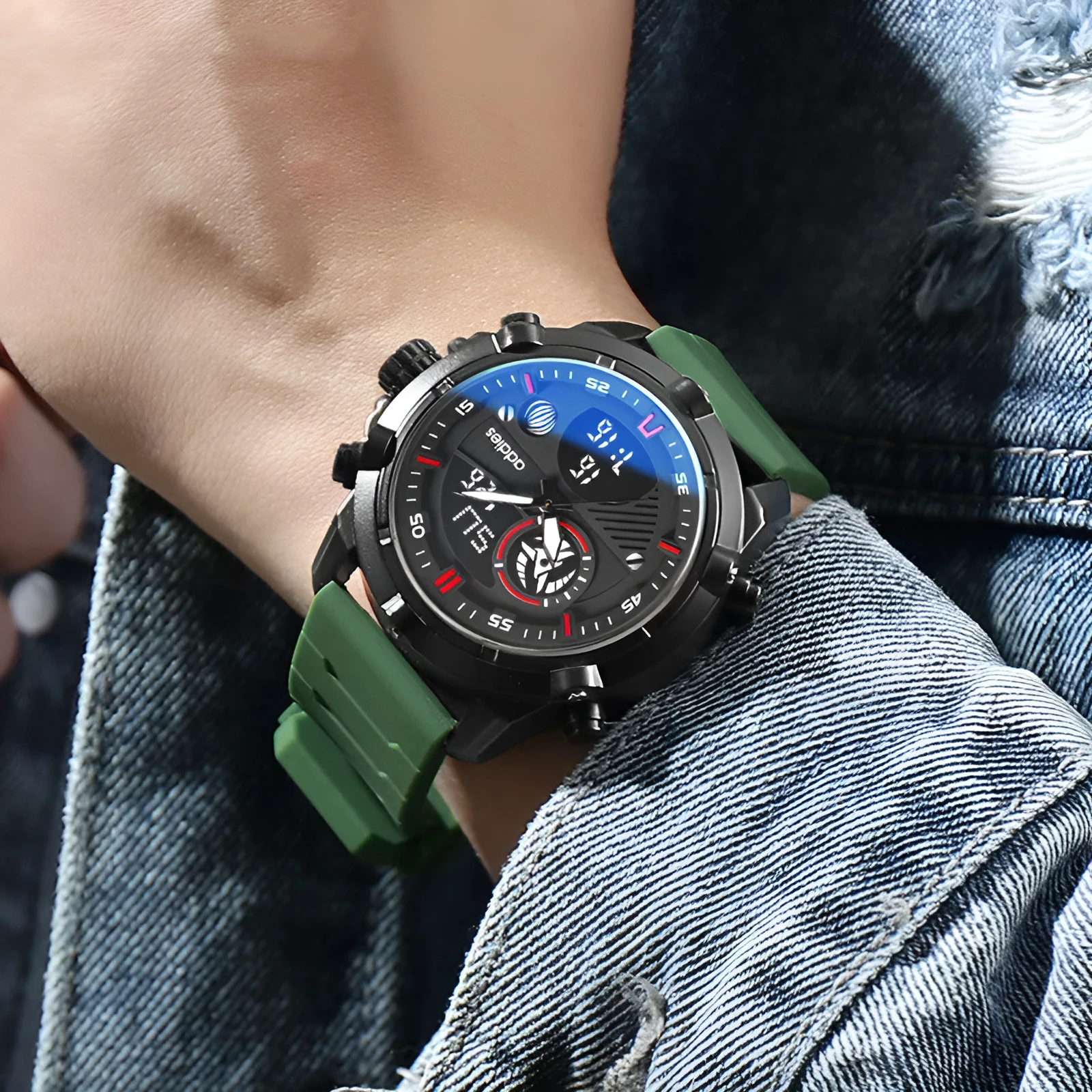 Fashion men sports water luminous metal watch with 46mm round dial and silicone strap