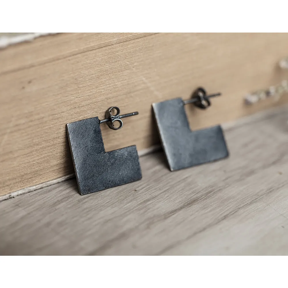 Sterling silver geometric square earrings with oxidation black finish, 16mm minimalist design