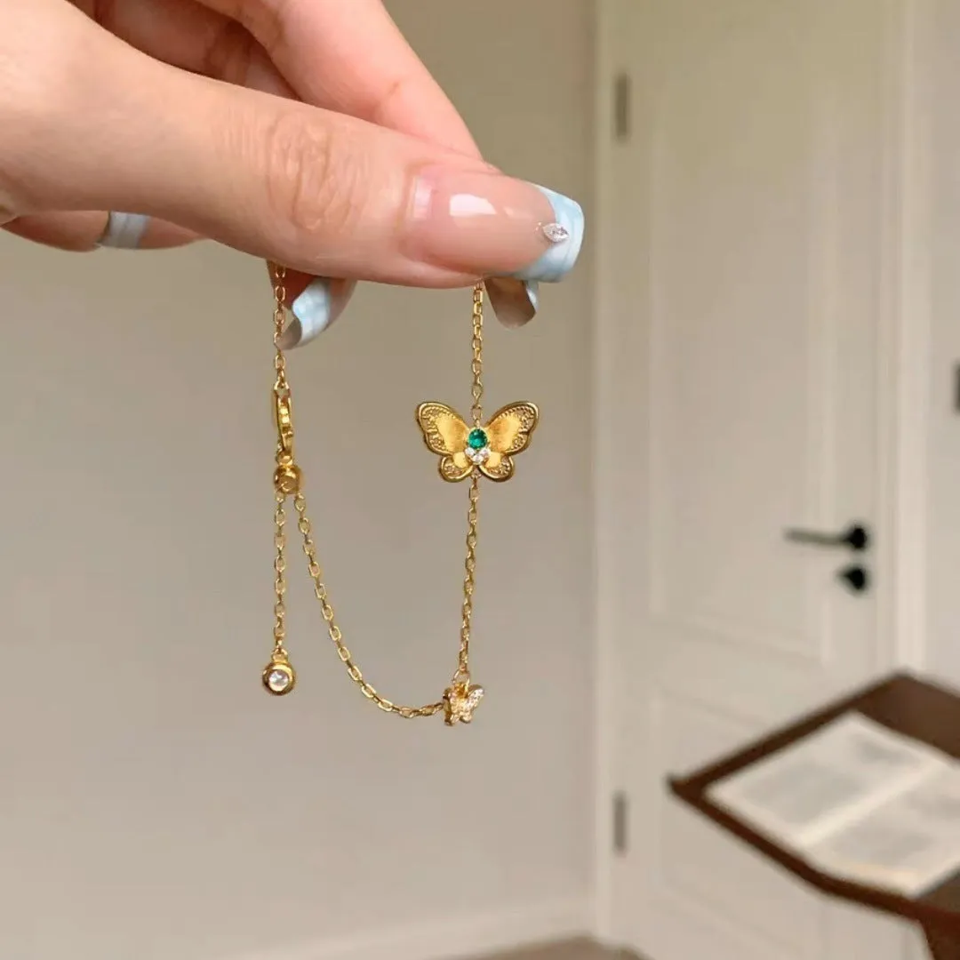 Gold copper hollow butterfly bracelet for women with wire-drawn finish and retro design
