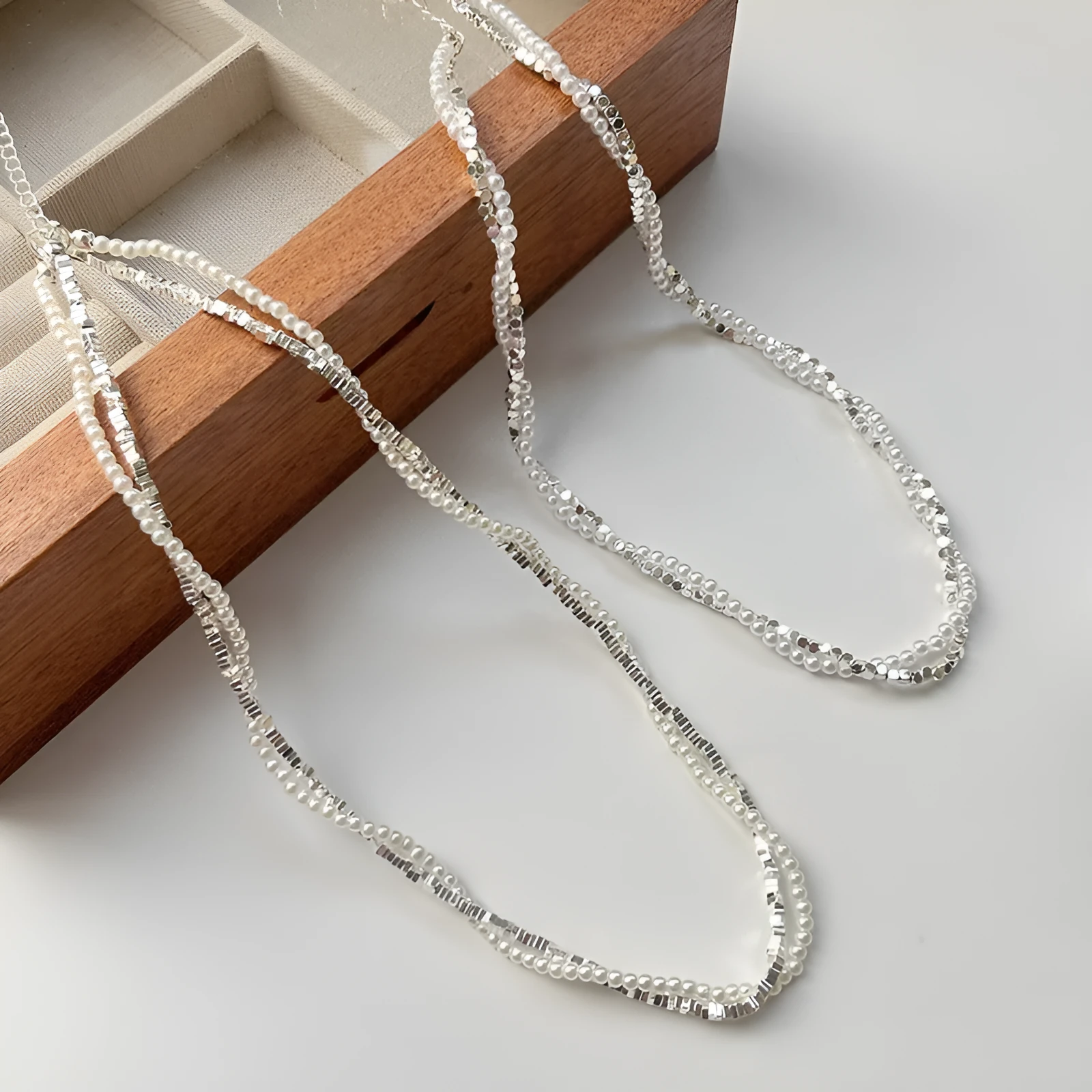 Double-layer winding small pieces silver pearl necklace for women fashion OL style with copper pearl chain