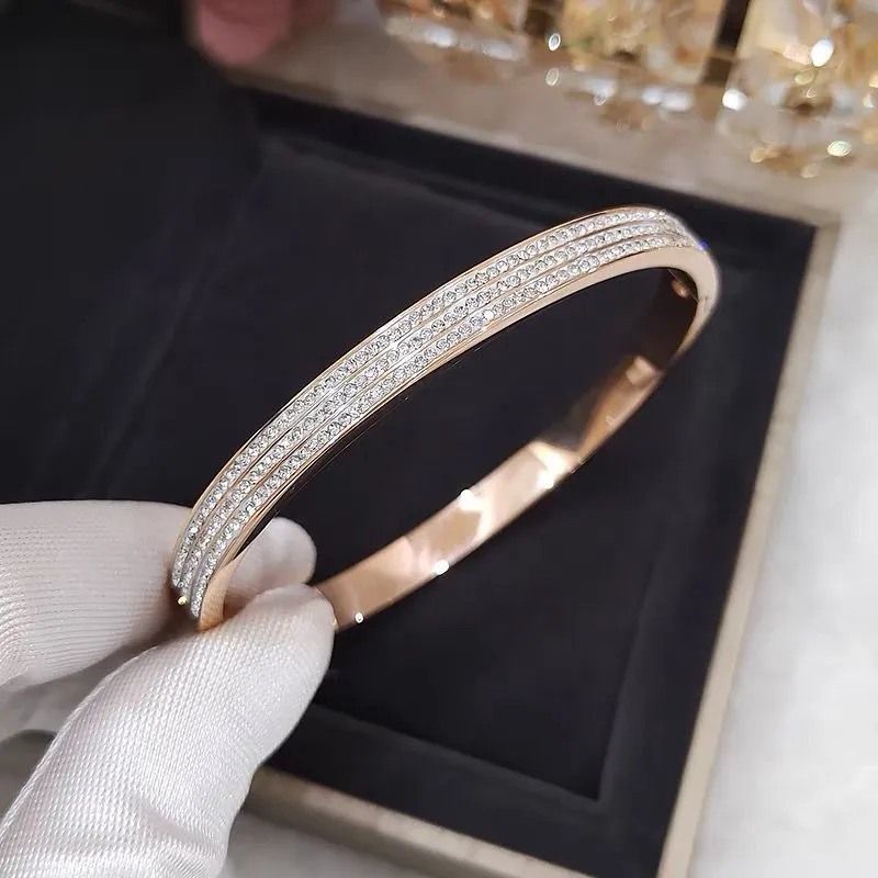 Titanium steel bracelet for women with electroplated non-fading finish and buckle closure in gold colour