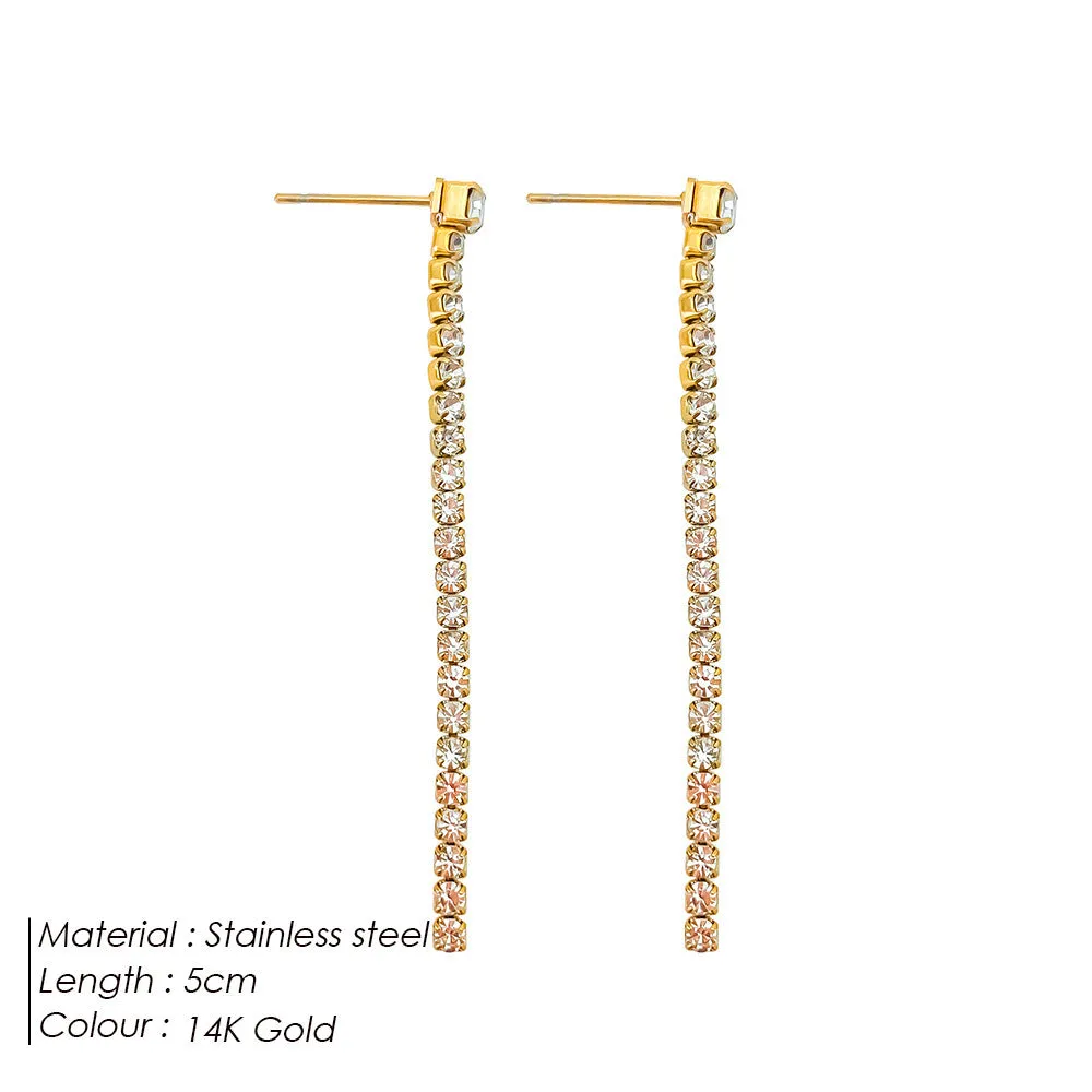 Women's geometric zircon earrings in gold or steel colour with linear Chinese design elements
