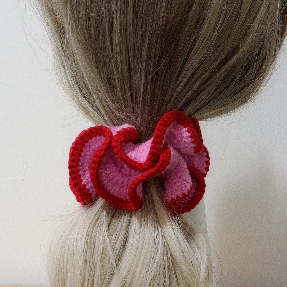Girls cute bud hair ring with knitted flowers in pink and white polyester