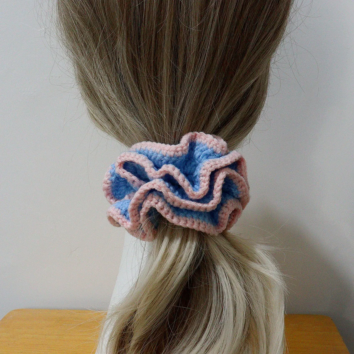 Girls cute bud hair ring with knitted flowers in pink and white polyester
