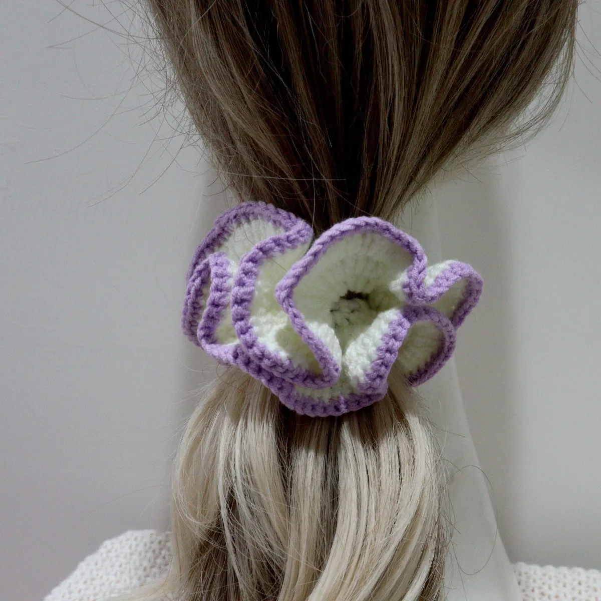 Girls cute bud hair ring with knitted flowers in pink and white polyester