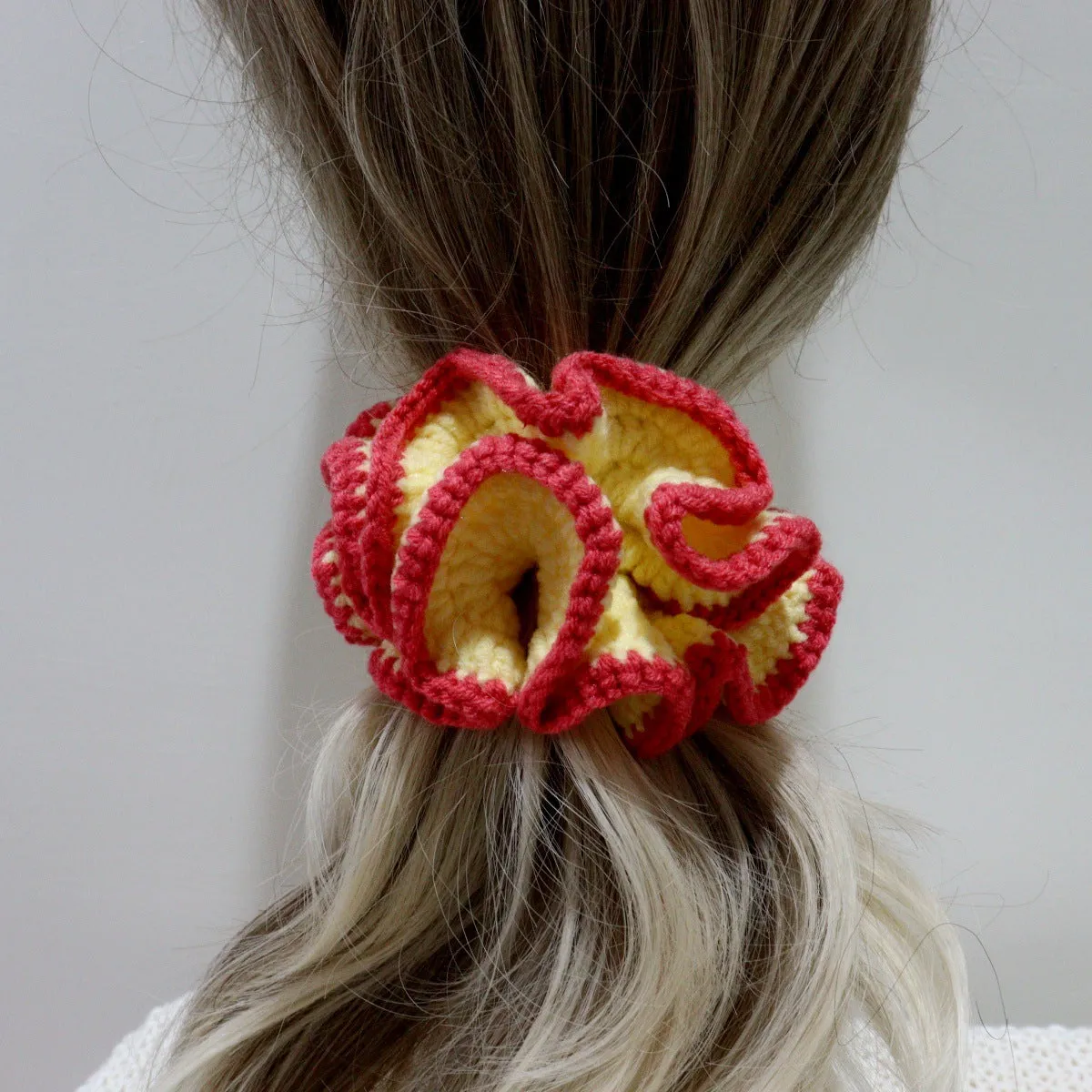 Girls cute bud hair ring with knitted flowers in pink and white polyester