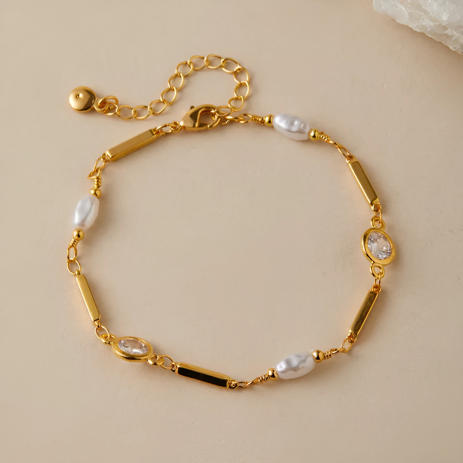 18K gold copper electroplated bracelet with inlaid zircon and ABS pearl for women