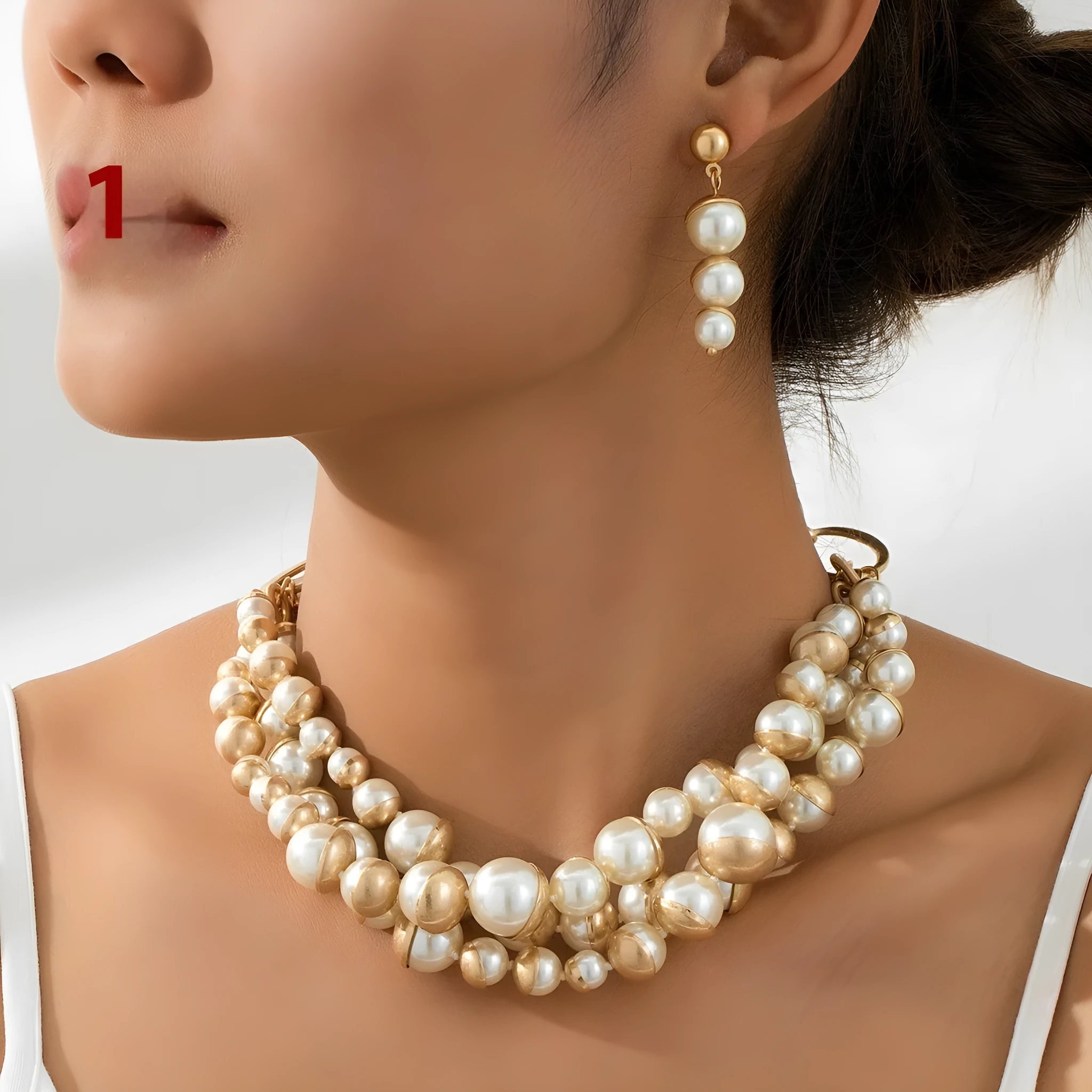Women's imitation pearl necklace with magnetic snap, mother pearl shell pendant, two-ring 45cm option shown on model