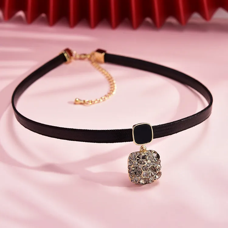 Alloy black square short necklace with rhimestone accents on a model, Gray Diamond Square style, adjustable 21-50cm