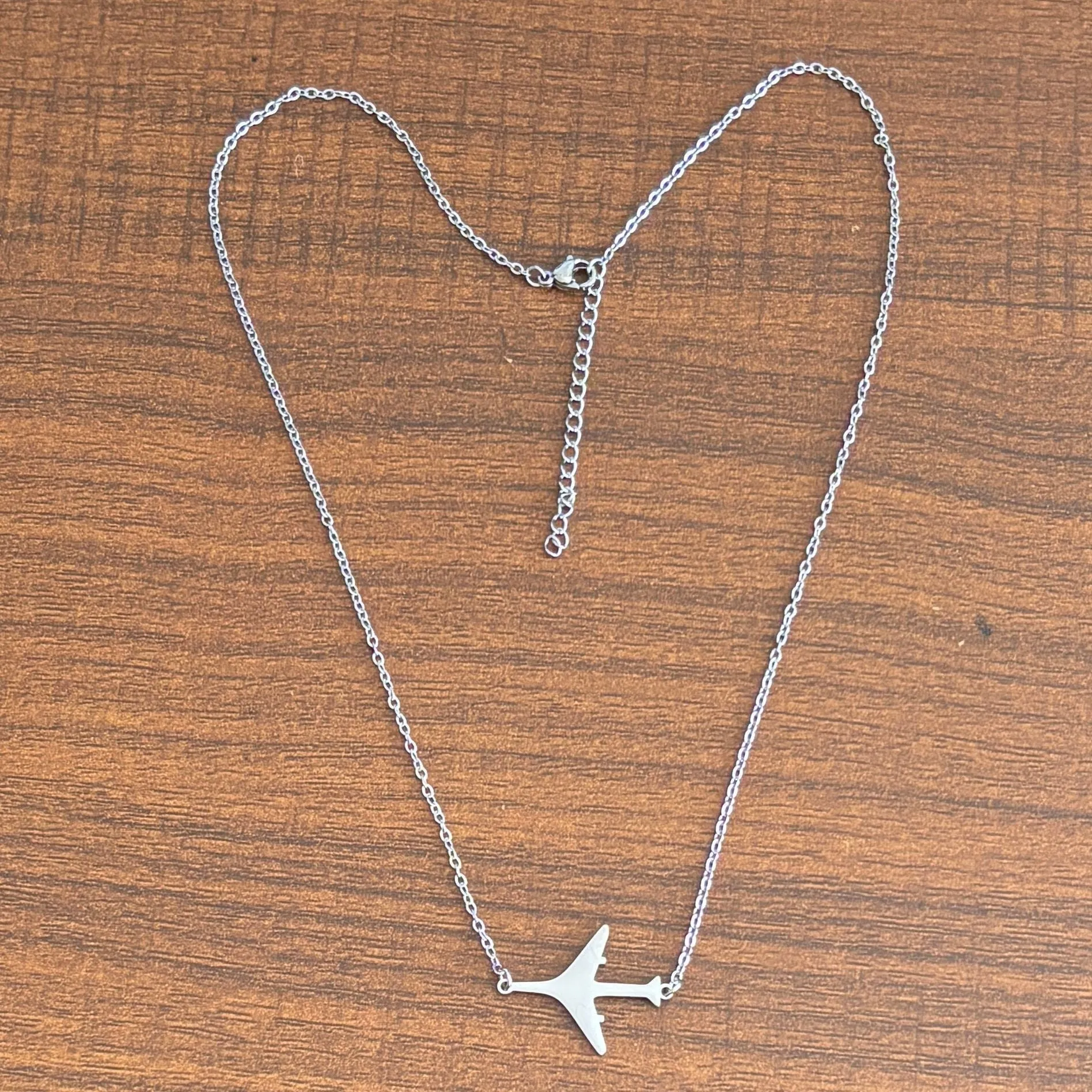 Hollow turtle pendant stainless steel necklace with gold plating and cross-chain style, adjustable 21-50cm