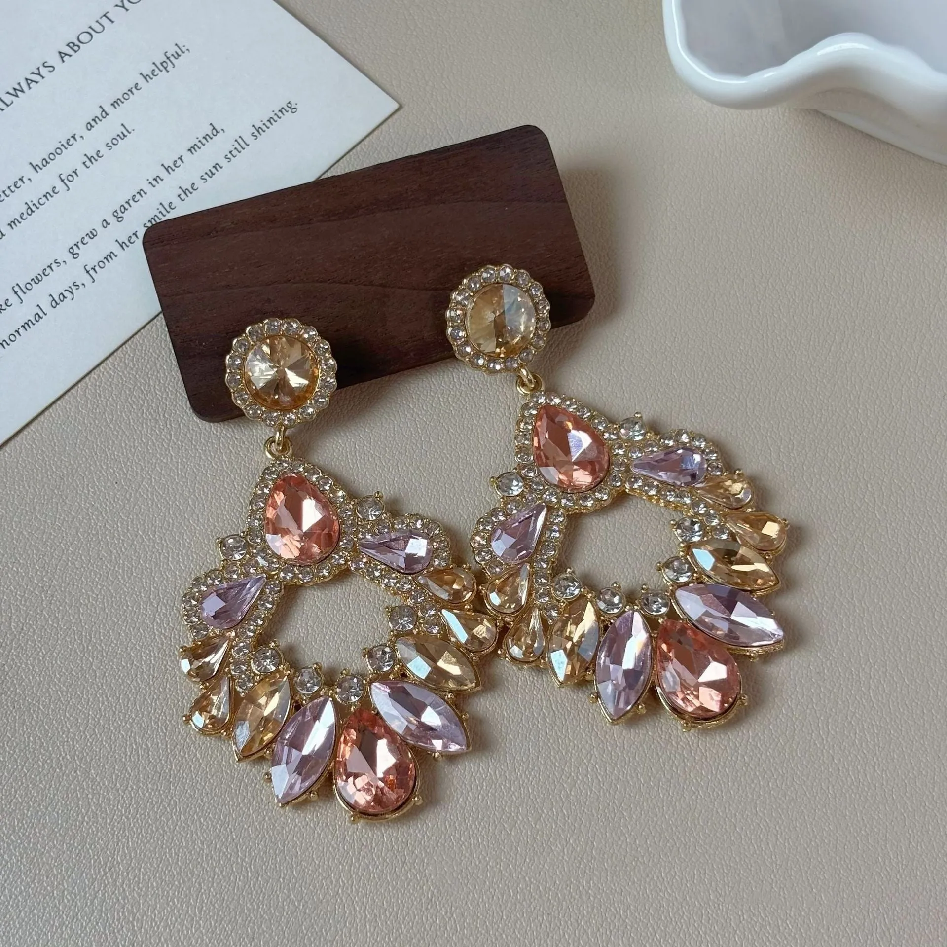 Geometric rhinestone earrings for women retro style dot mixed material alloy earrings