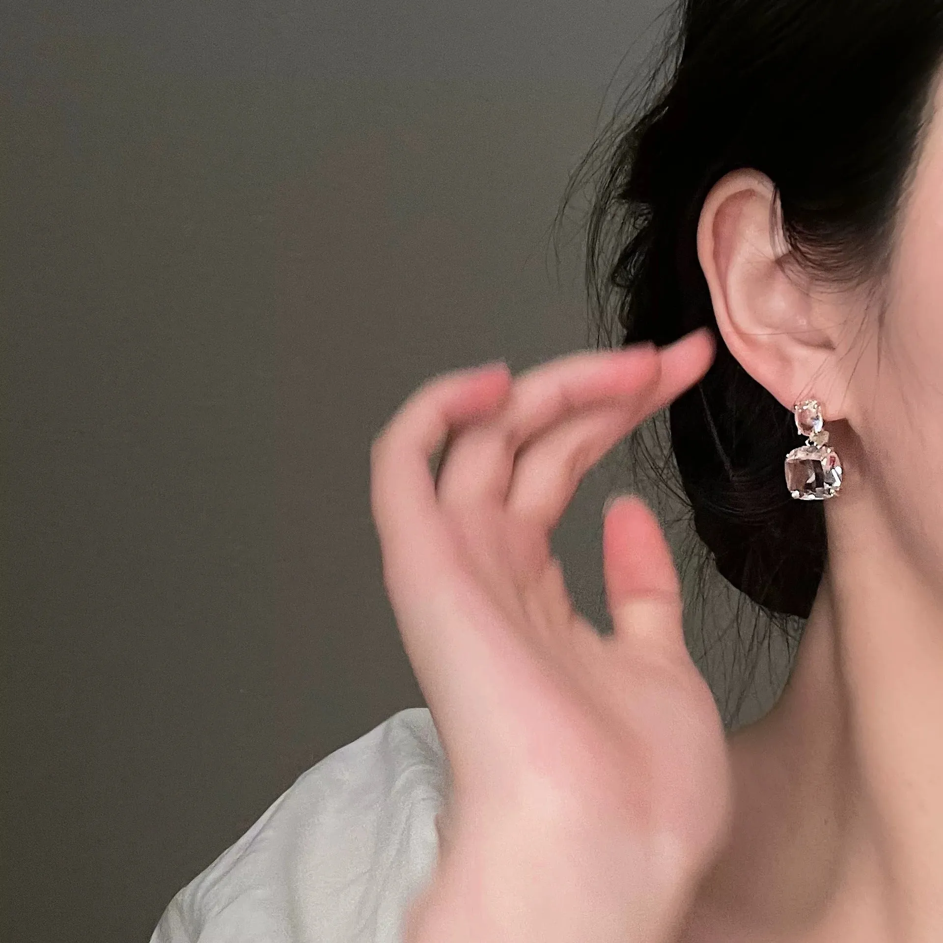 Copper retro geometric mosquito coil ear clip and 925 stud earrings with electroplated real gold finish, 1.2 x 2.2 cm pair