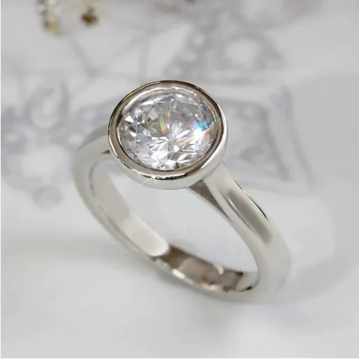 Stainless steel oval zircon ring with electroplated finish, available in steel, gold, or white gold, sizes No 6 to No 10