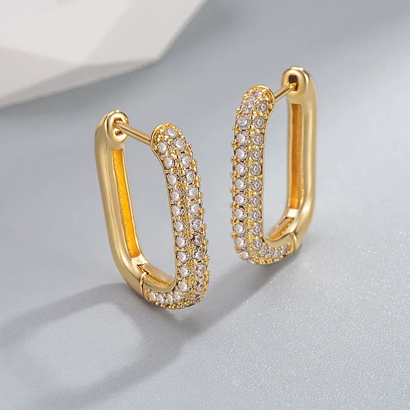 U-shaped women's ear clip in copper with white gold or yellow gold finish for non-pierced wear