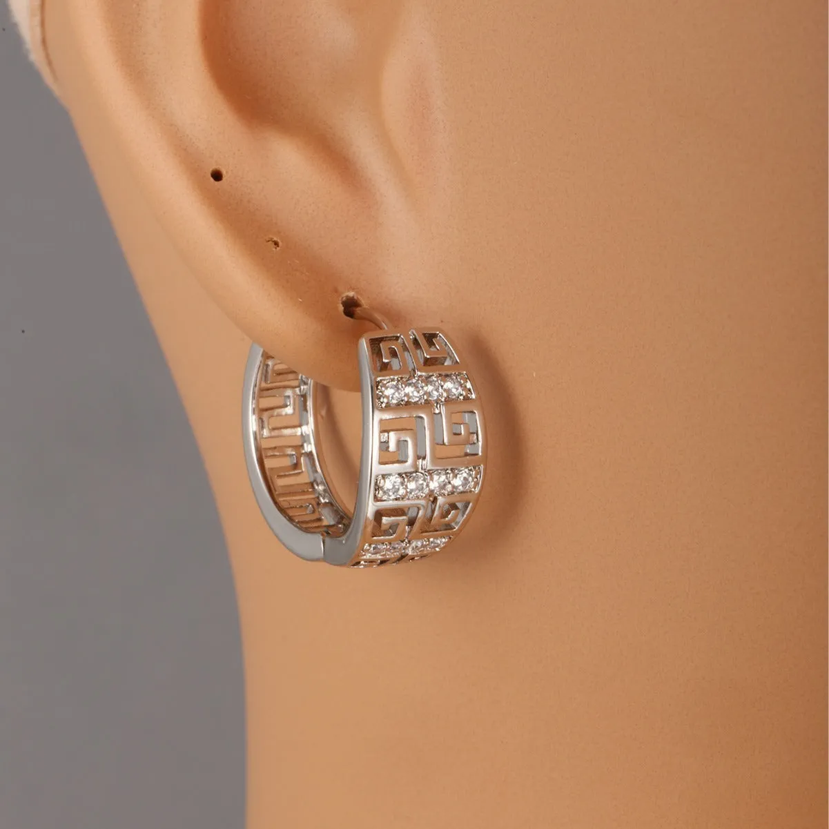 Geometric copper inlaid zircon earrings for women, 18K gold plated, round shape, European American style
