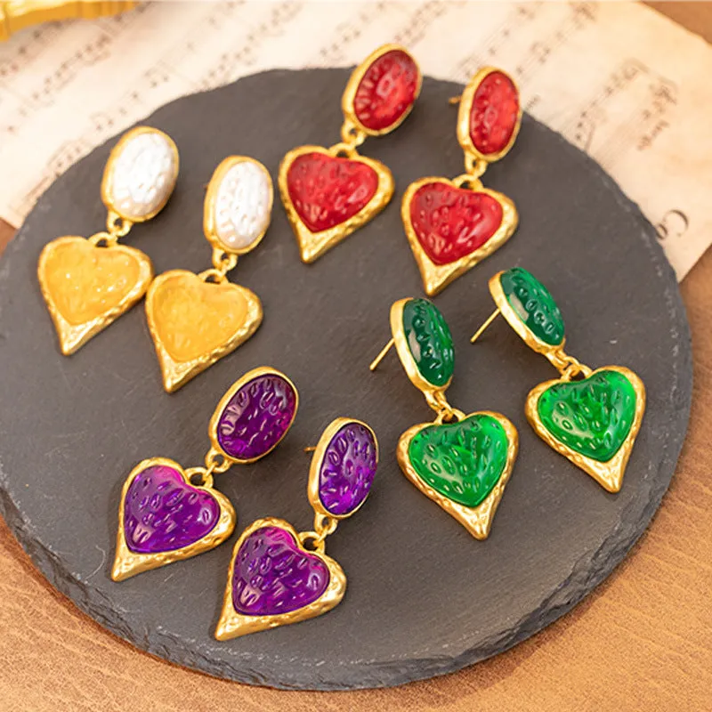 Silver Needle pleated oval love heart stud earrings in alloy with textured heart shape, four colour options