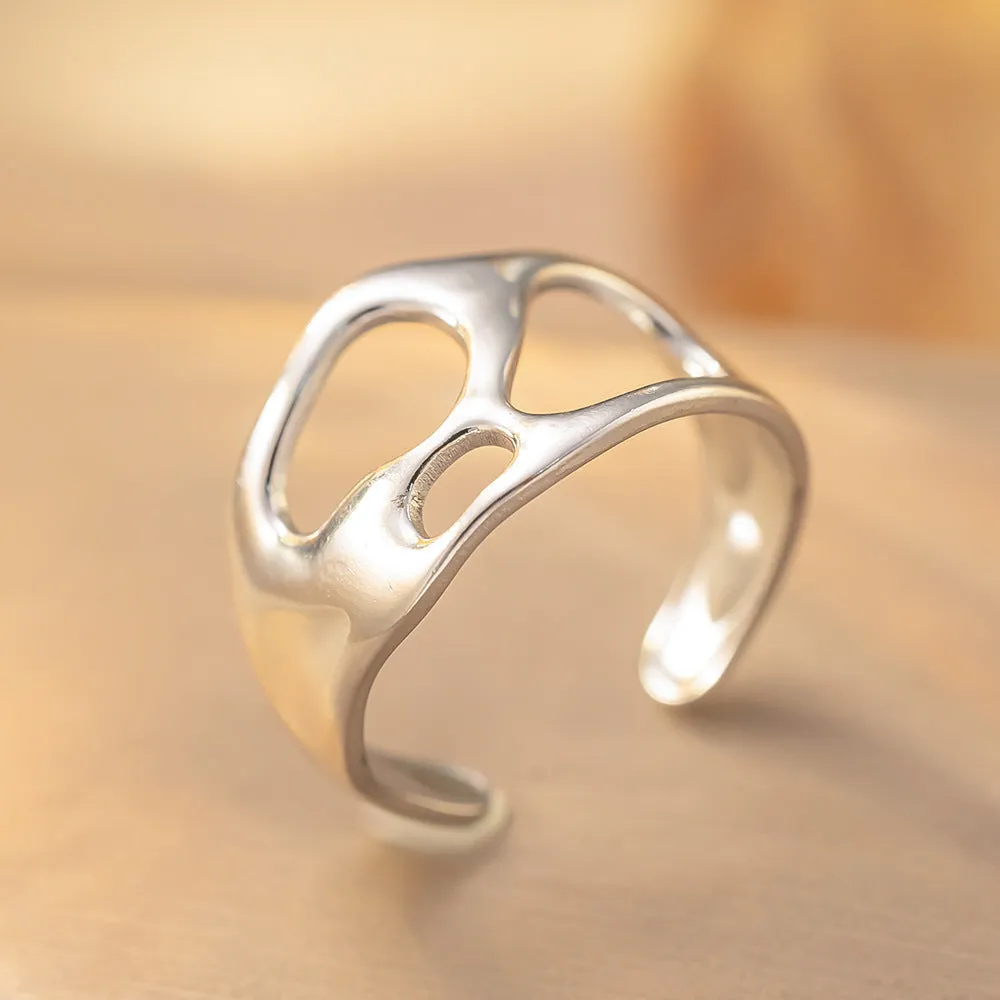 Open adjustable titanium steel love ring in gold colour, retro geometric split ring design