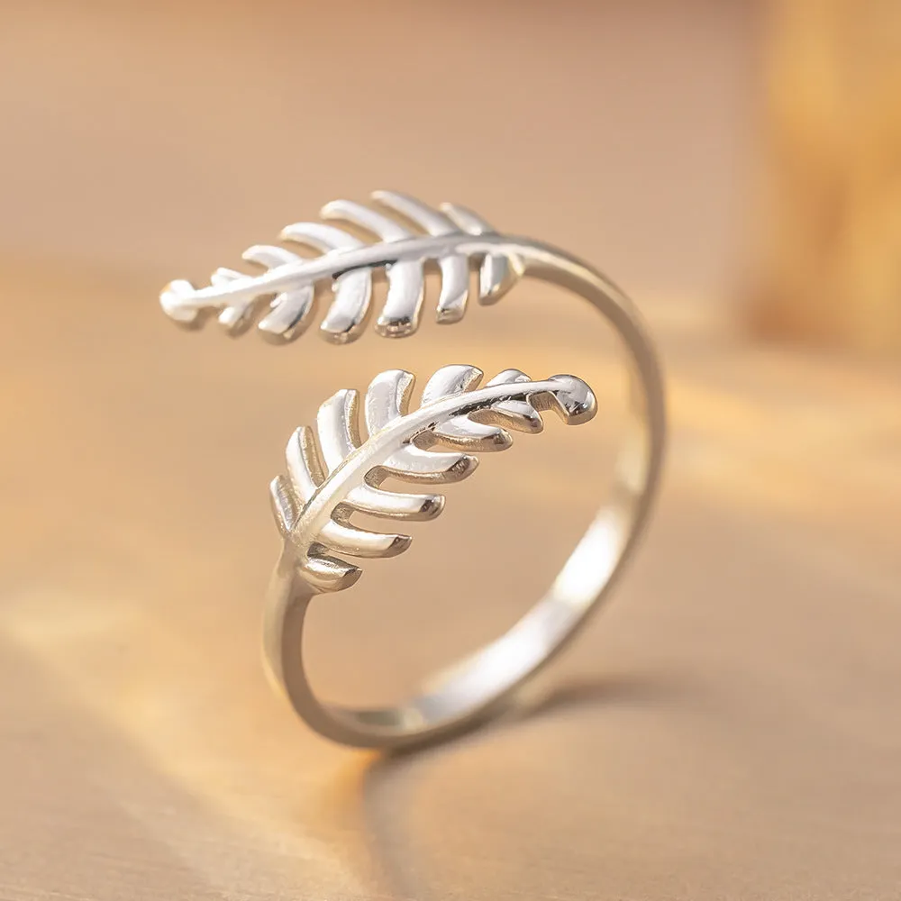 Open adjustable titanium steel love ring in gold colour, retro geometric split ring design