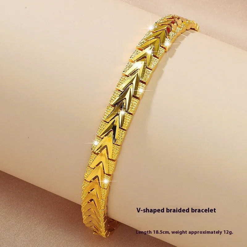 Gold brass heart-shaped fashion bracelet for women with electroplated finish on flat surface