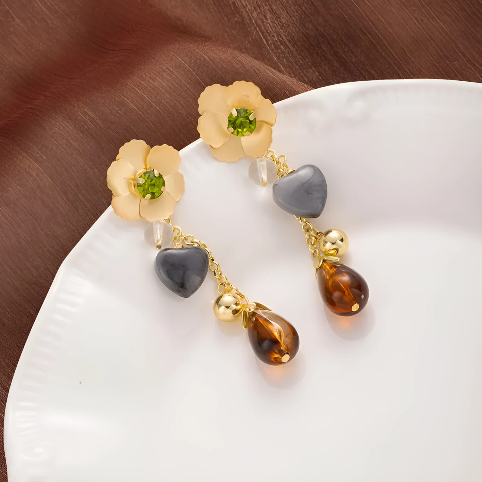 Gold diamond flower love iron earrings heart floral pastoral style for women