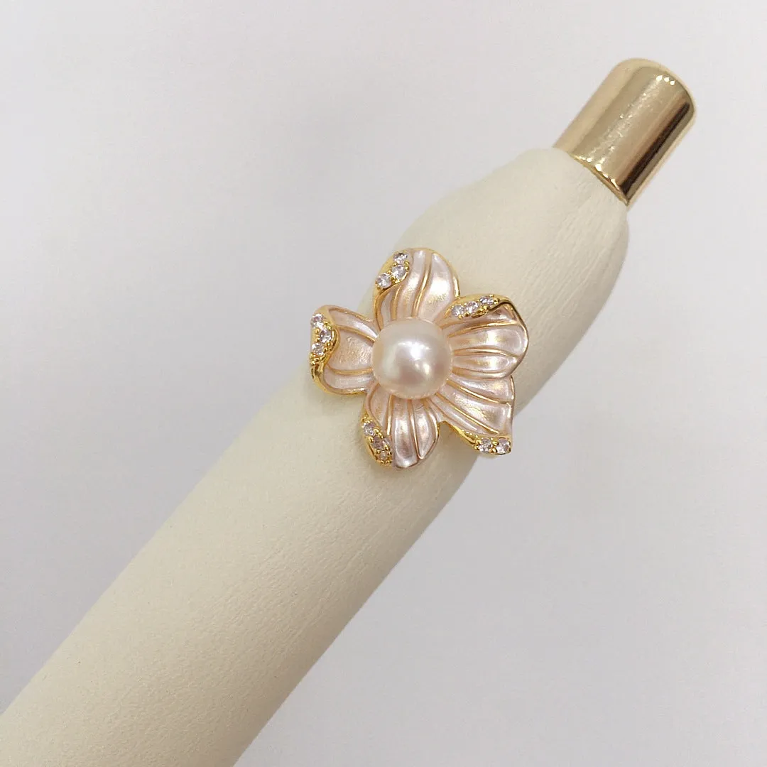 5A bright natural freshwater pearl ring with 18K gold plated frosted flower design, adjustable opening, white pearl colour