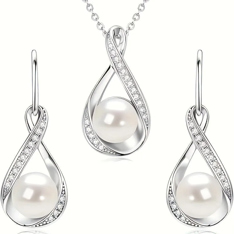 Simulated pearl necklace with diamond inlaid love heart pendant on alloy clavicle chain in gold finish
