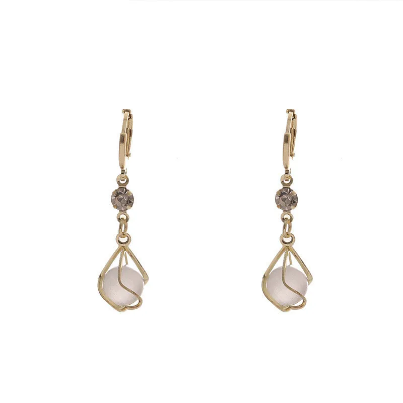 Alloy drop earrings with simple Cat's Eye colour, geometric drop-shaped pendant design for women